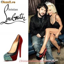 INCALTAMINTE CHRISTIAN LOUBOUTIN PE COMANDA ABSOLUT SUPERBI!! foto