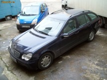 Vand/schimb Mercedes C 200 foto