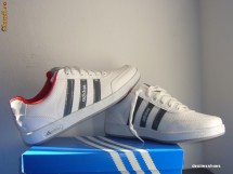 ADIDASI ADIDAS CLASIC/DIVERSE CULORI foto