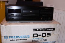 Digital Audio Tape Pioneer D-05 foto
