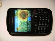 Telefon mobil celular BlackBerry Curve 8520 Black NOU LIBER de retea folie pe ecran cu incarcator foto