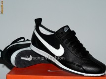 ADIDASI NIKE SPRINTER *DIVERSE CULORI* foto