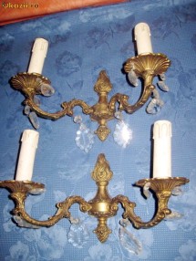 Frumoase aplice electrice pereche franceze din metal brozuit foto