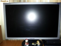 Samsung SyncMaster 2223NW IMPECABIL! foto