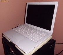 Apple MacBook - 2.0Ghz Intel Core 2 Duo/Mid-2007 - MB061LL/A - A1181 foto