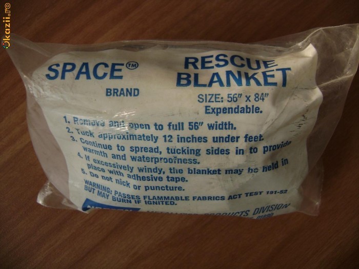 FOLIE DE SUPRAVIETUIRE RESQUE BLANKET SPACE brand USA foto mare