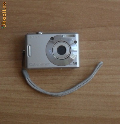 Aparat foto digital Sony DSC-W30 foto mare