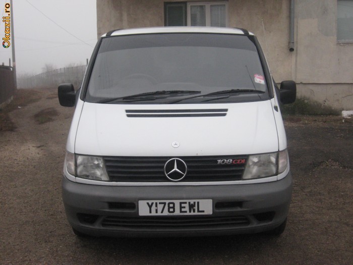 Mercedes Vito foto mare