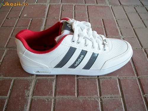 ADIDAS DIN PIELE 100%MODEL NOU foto mare