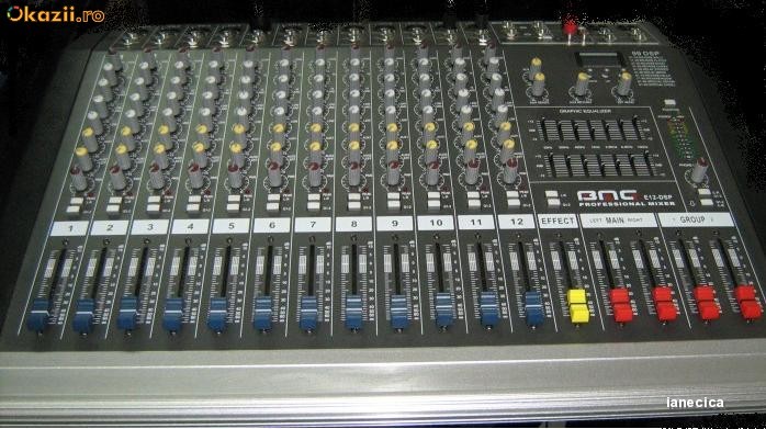 Mixer amplificat 2x550W  99 efecte 12 intrari foto mare