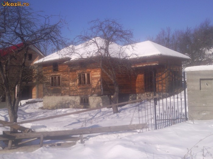 casa din lemn pentru demolat si mutat foto mare