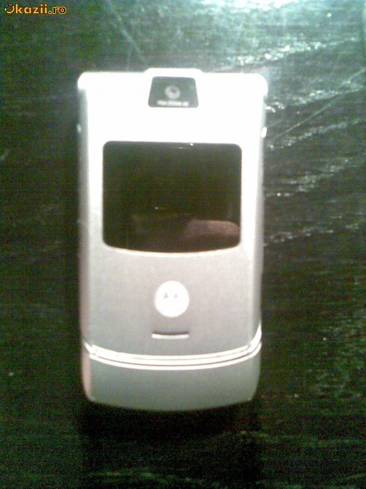 vand Motorola V3 foto mare