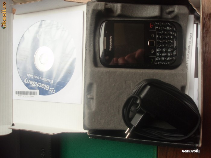 BLACKBERRY  CURVE 8520 BLACK (2) foto mare