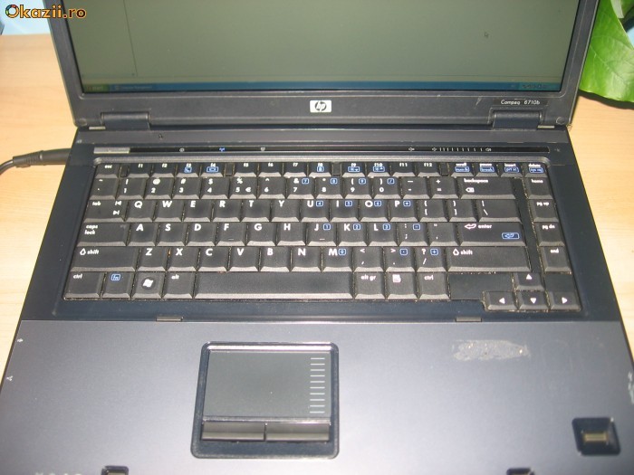 Laptop HP 6710b foto mare