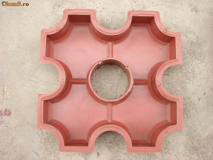 Matrite (cofraje) din plastic pentru pavele si borduri foto mare