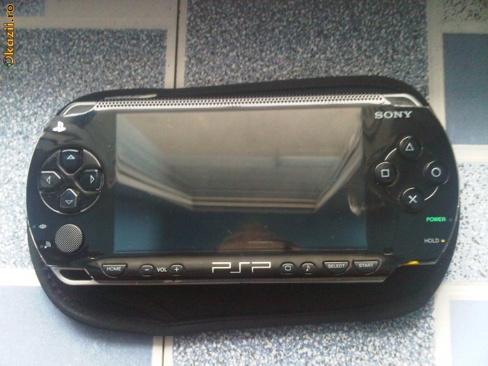 PSP Sony 1004 foto mare